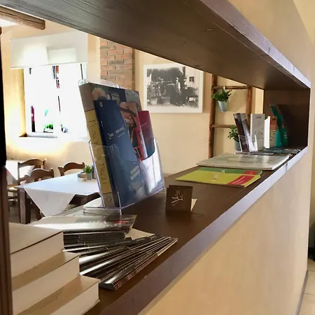 Hotel Leon Bianco 3*