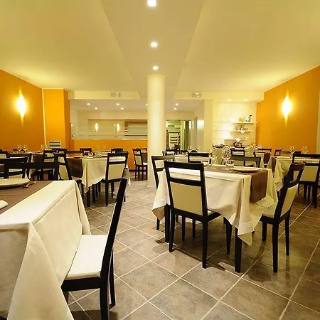 Hotel Albergo Leon Bianco Gonars 3*